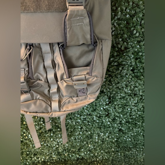 Mystery Ranch Rip Ruck backpack - Picture 6 of 6